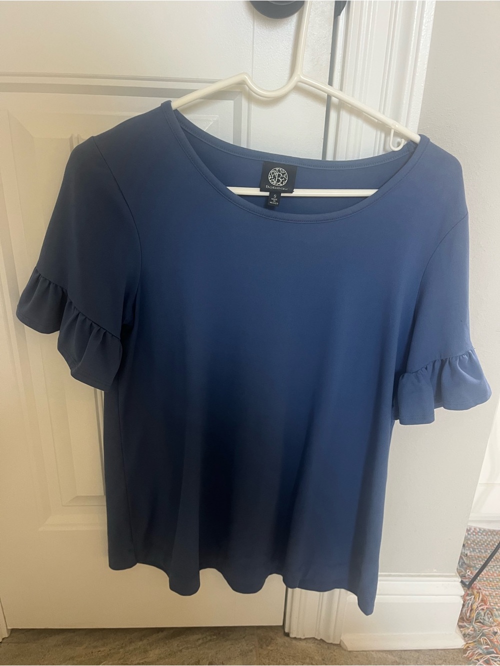 bobeau Navy Ruffle Sleeve Short Sleeve Tee
